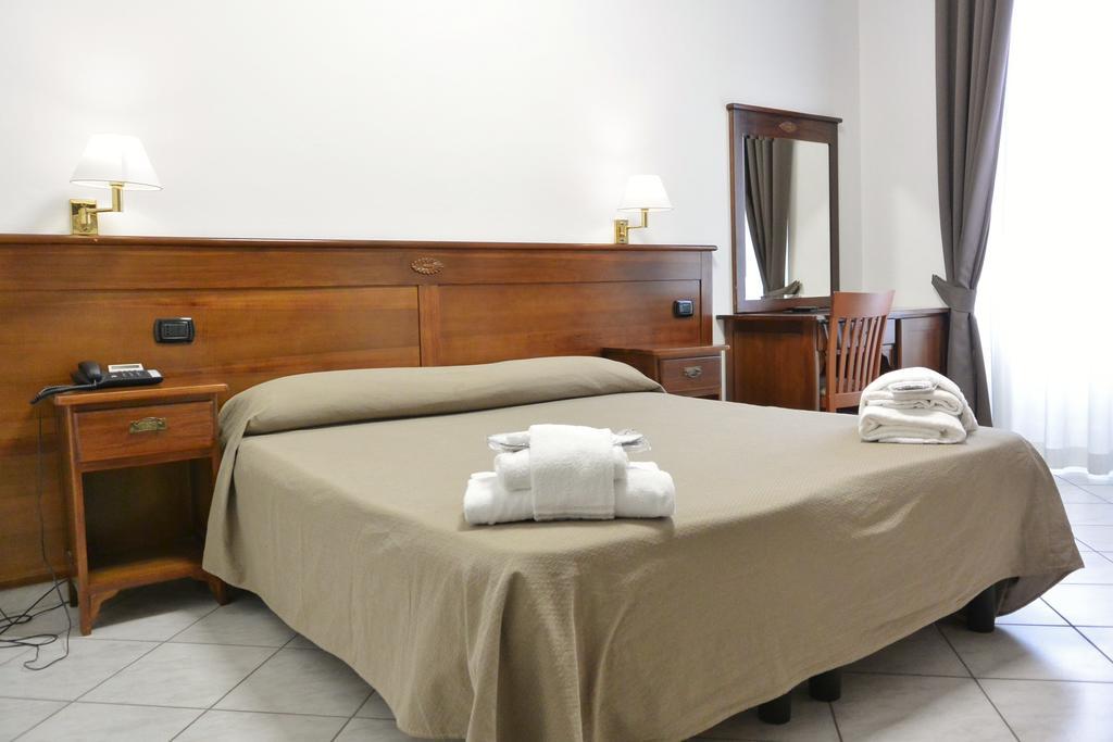 Hotel Trentina มิลาน ห้อง รูปภาพ