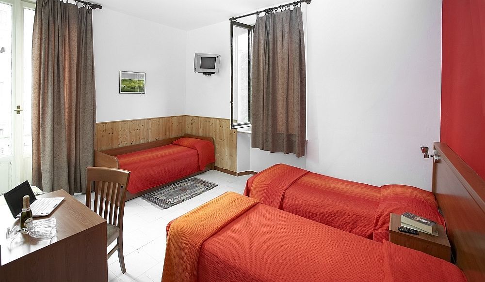 Hotel Trentina มิลาน ภายนอก รูปภาพ